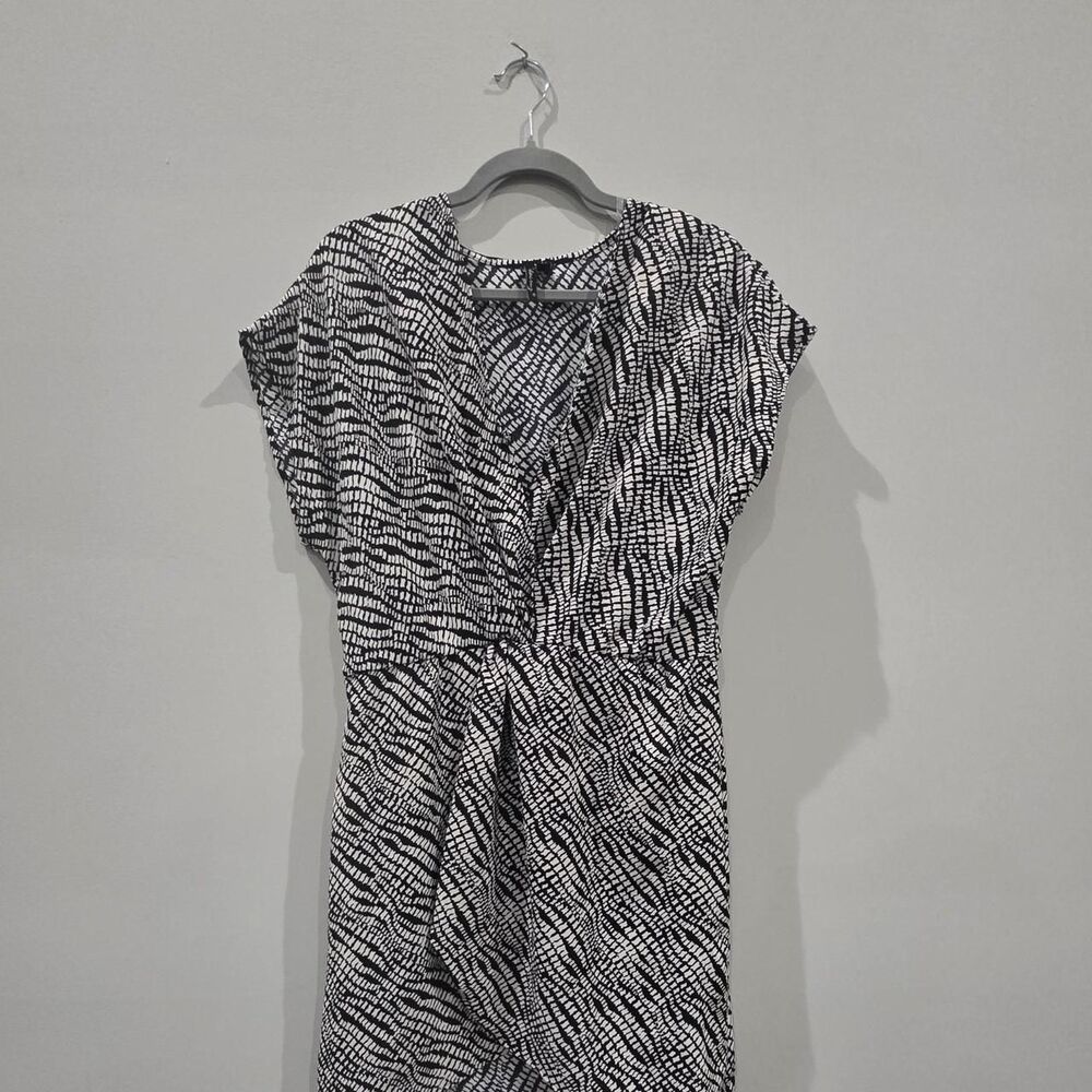 Unbranded Women's Black and White Dress